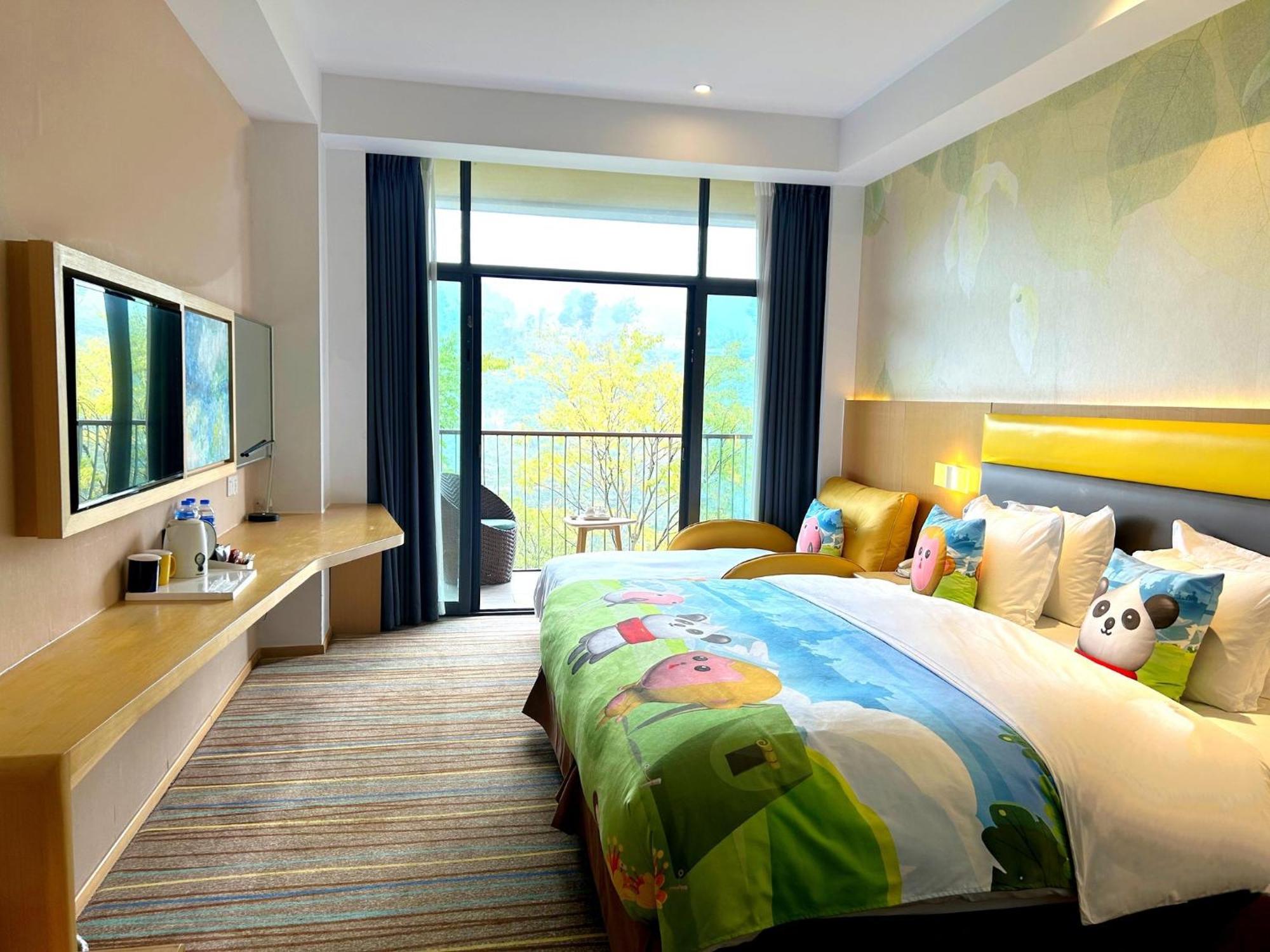Holiday Inn Express Emei Mountain By Ihg Emeishan Exterior foto