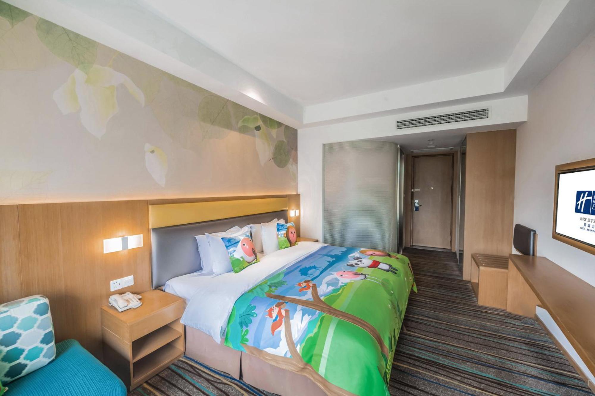 Holiday Inn Express Emei Mountain By Ihg Emeishan Exterior foto