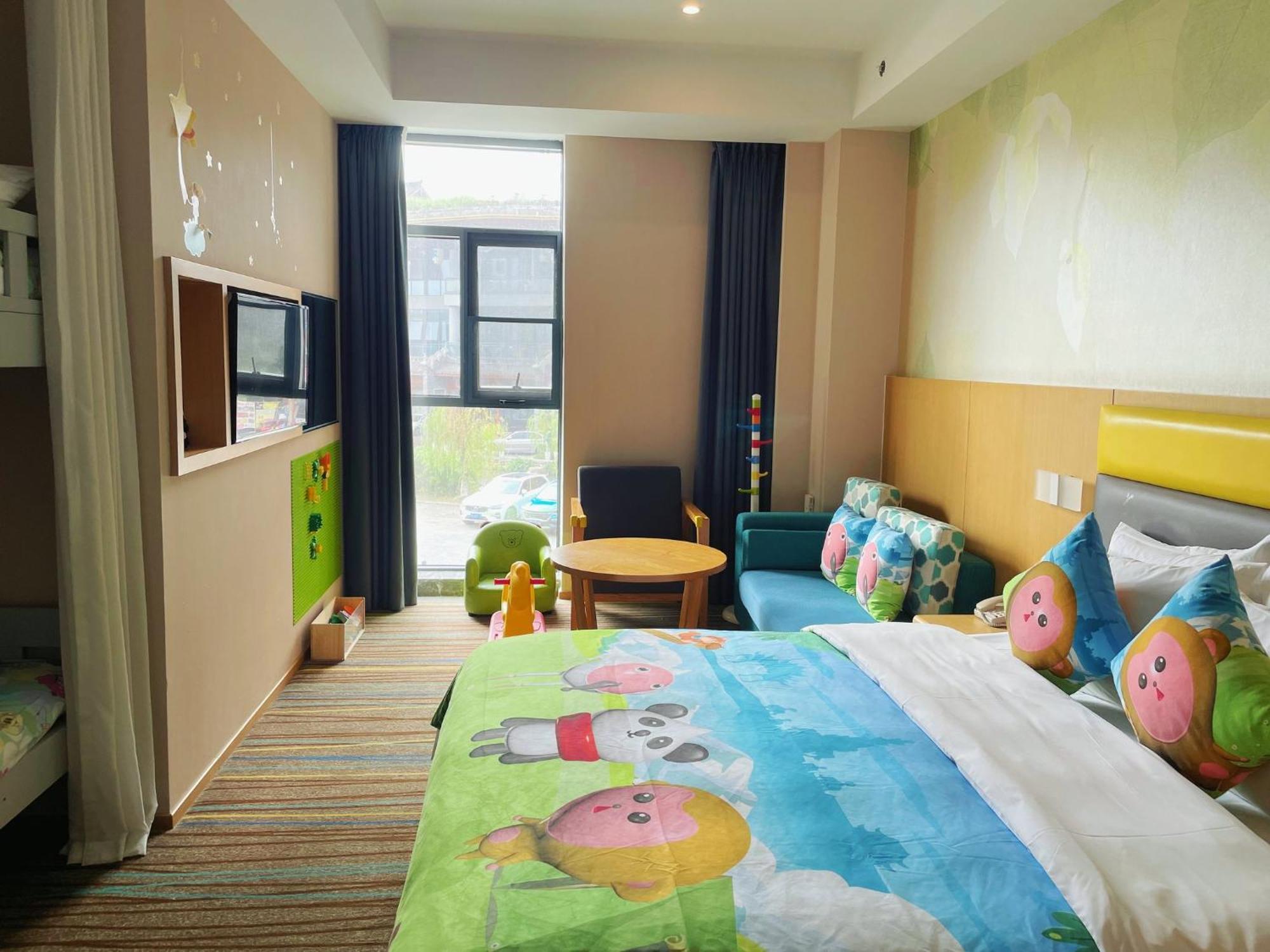 Holiday Inn Express Emei Mountain By Ihg Emeishan Exterior foto